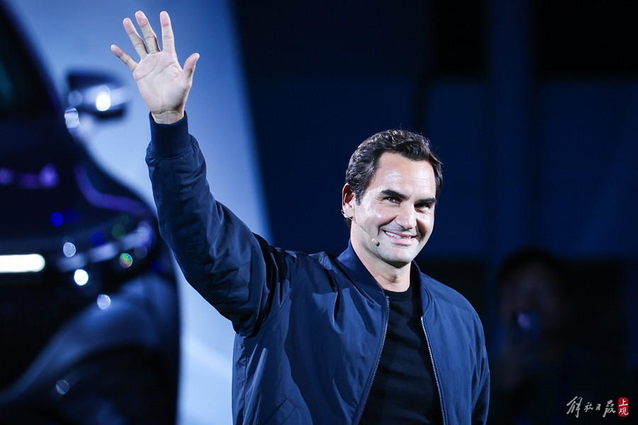 jiuyou-费德勒迎来七赛季出色发挥，雄鹿观众热烈欢呼！-jiuyou