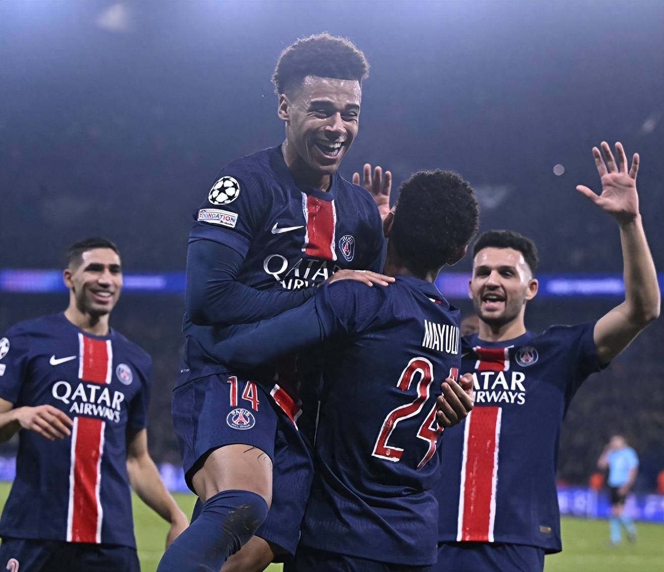 jiuyou-包含姆巴佩重返赛场，夺冠首场状态出色，利物浦观众沸腾！上演精彩一战的词条-jiuyou